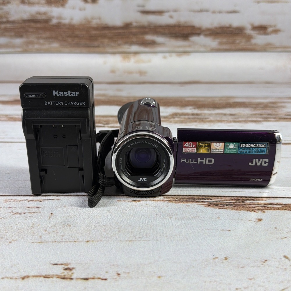 JVC Everio GZ-E10VU Full HD AVCHD Camcorder Purple w/ Battery & Charger Used